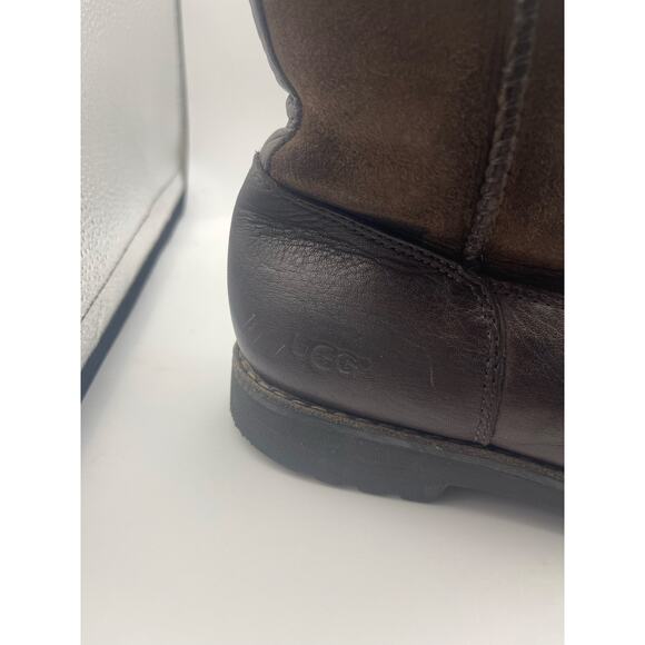 UGG Australia Riverton brown leather sheepskin lined boots Girl Size 3 - Picture 2 of 8